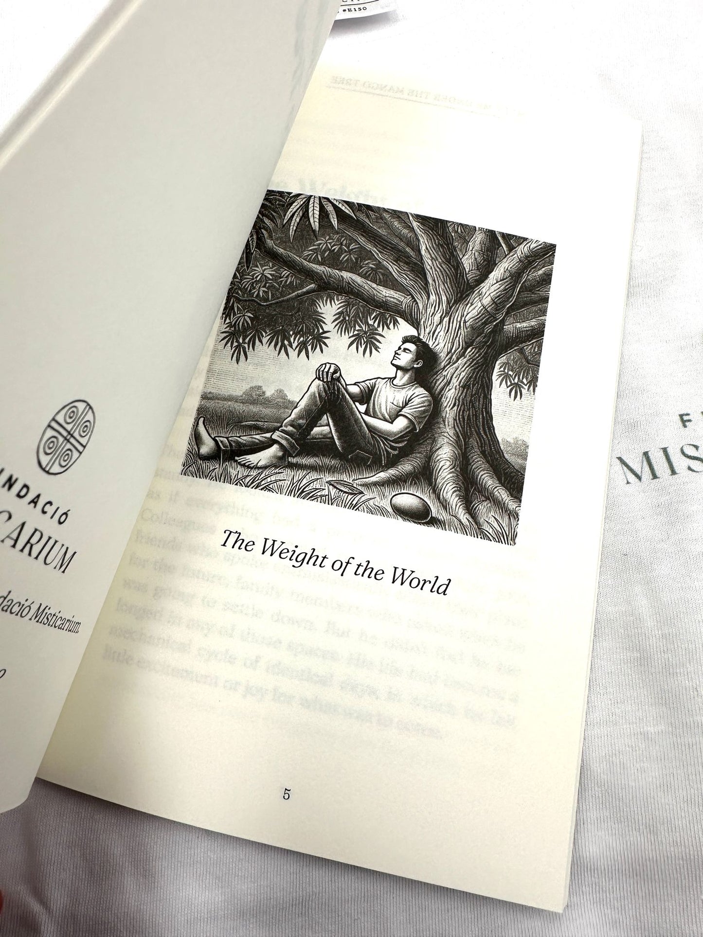 Meet Me Under the Mango Tree – Libro + Camiseta solidaria